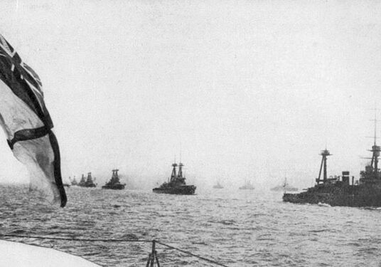 https://en.wikipedia.org/wiki/Grand_Fleet#/media/File:British_Grand_Fleet.jpg
